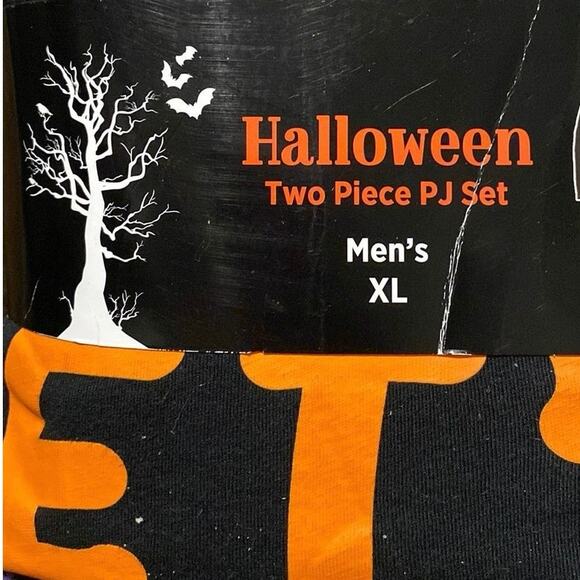 NEW Halloween Pajamas "Let's Hang Out" Men's Size XL 2 Piece Long Sleeve Set - Picture 7 of 7